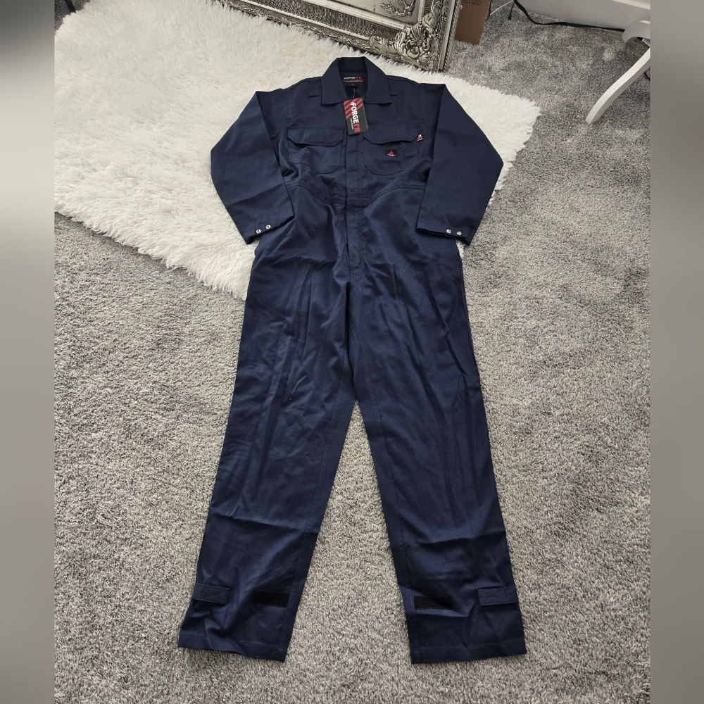 FORGE FR MEN'S NAVY COVERALL. STYLE# MFRECVRL-11 NAVY. Size XL. New.
